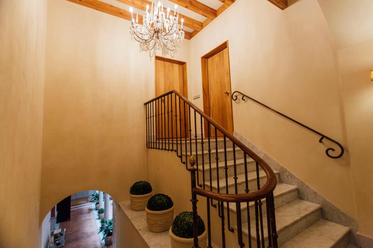 Casa Patio Del Siglo XIX Aparthotel Sevilla Eksteriør bilde